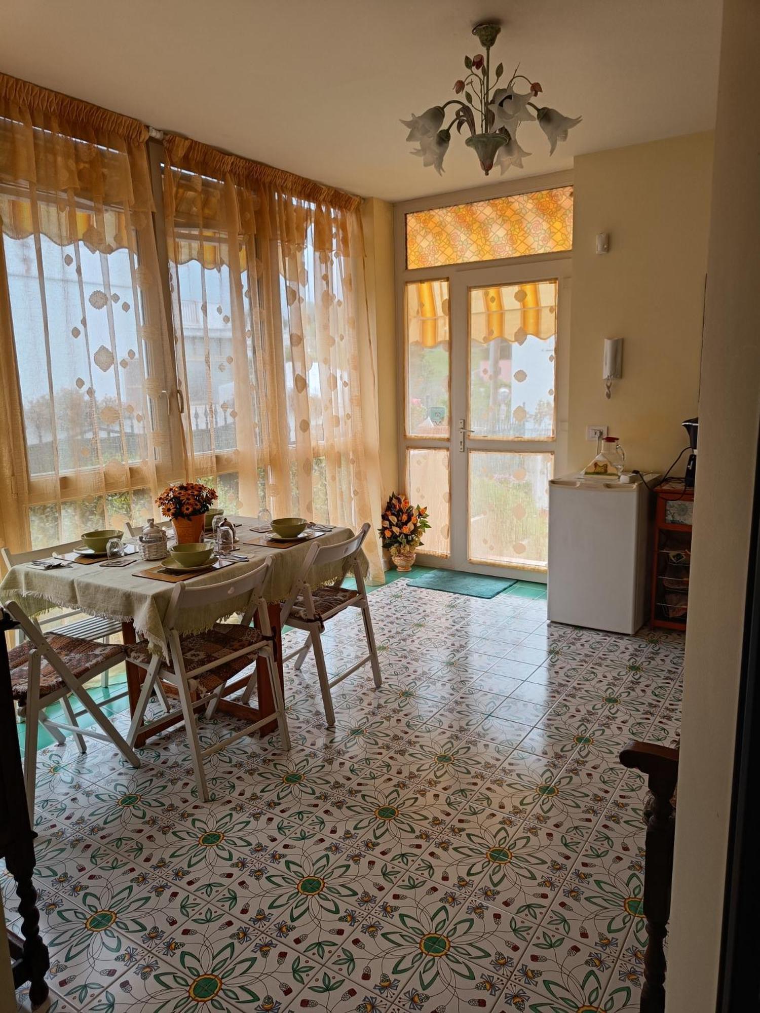 Bed And Breakfast Angolo Fiorito Чивитавекия Екстериор снимка