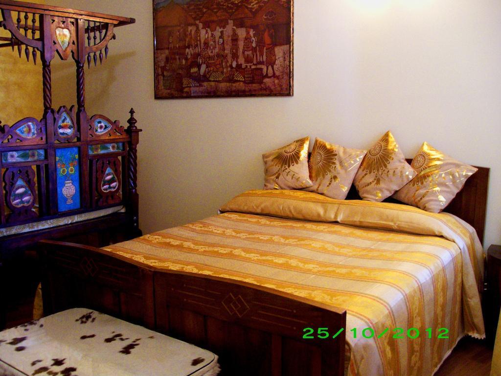 Bed And Breakfast Angolo Fiorito Чивитавекия Стая снимка