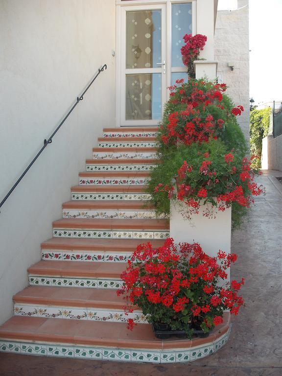 Bed And Breakfast Angolo Fiorito Чивитавекия Стая снимка