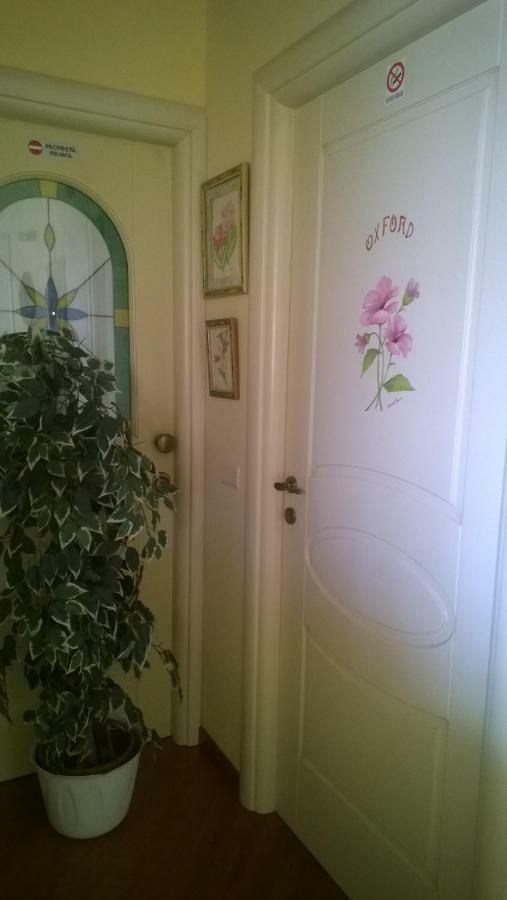 Bed And Breakfast Angolo Fiorito Чивитавекия Екстериор снимка